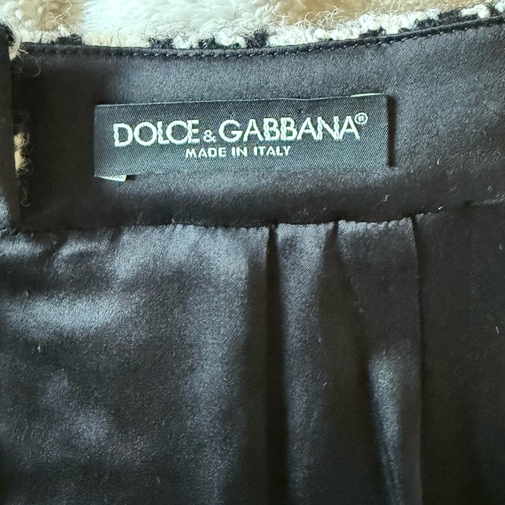 Dolce & Gabbana Houndstooth Plaid Wool Skirt in Black & White - Picture 4 of 8